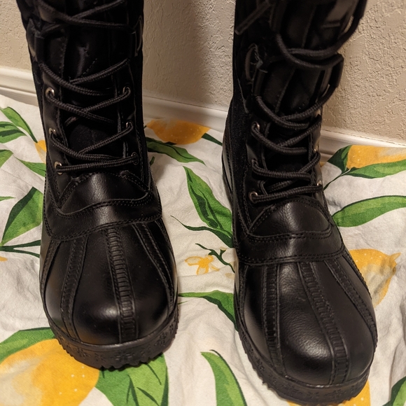 Winter boots - Picture 3 of 10